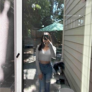 Meet your Posher, Alejandra